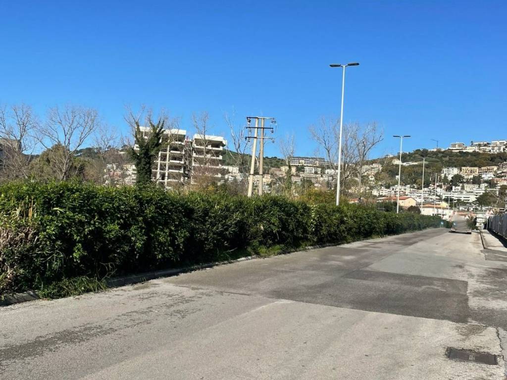 Appartamento a Salerno in Via Eduardo De Filippo - Foto 2