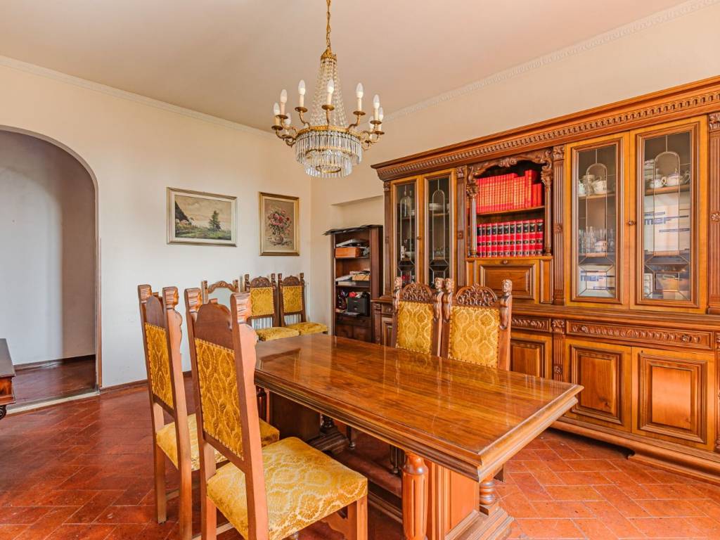 Villa a Monsummano terme in Via Francesca Nord, 605 - Foto 2