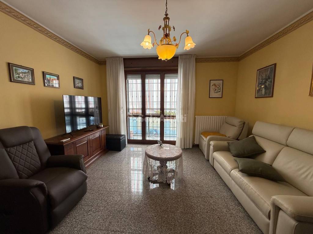 Appartamento a Modena in Via Vignolese - Foto 3