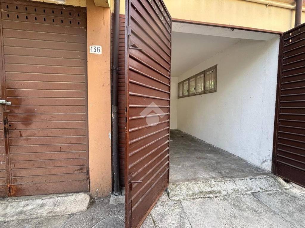 Box / garage a Modena in Via Pagliani - Foto 2