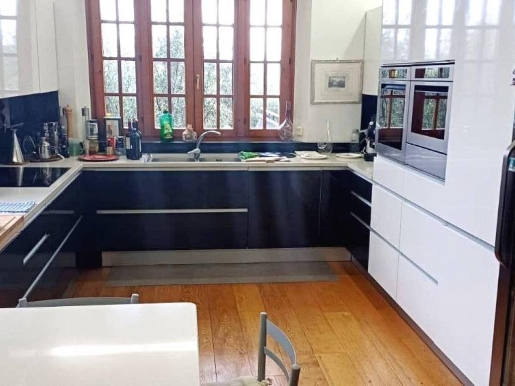 Villa a Castiglione del lago in Strada Provinciale di Pozzuolo Tratto 2 - Foto 3
