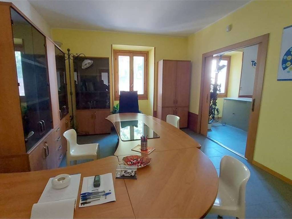 Appartamento a Airuno in Via Postale Vecchia, 1 - Foto 4