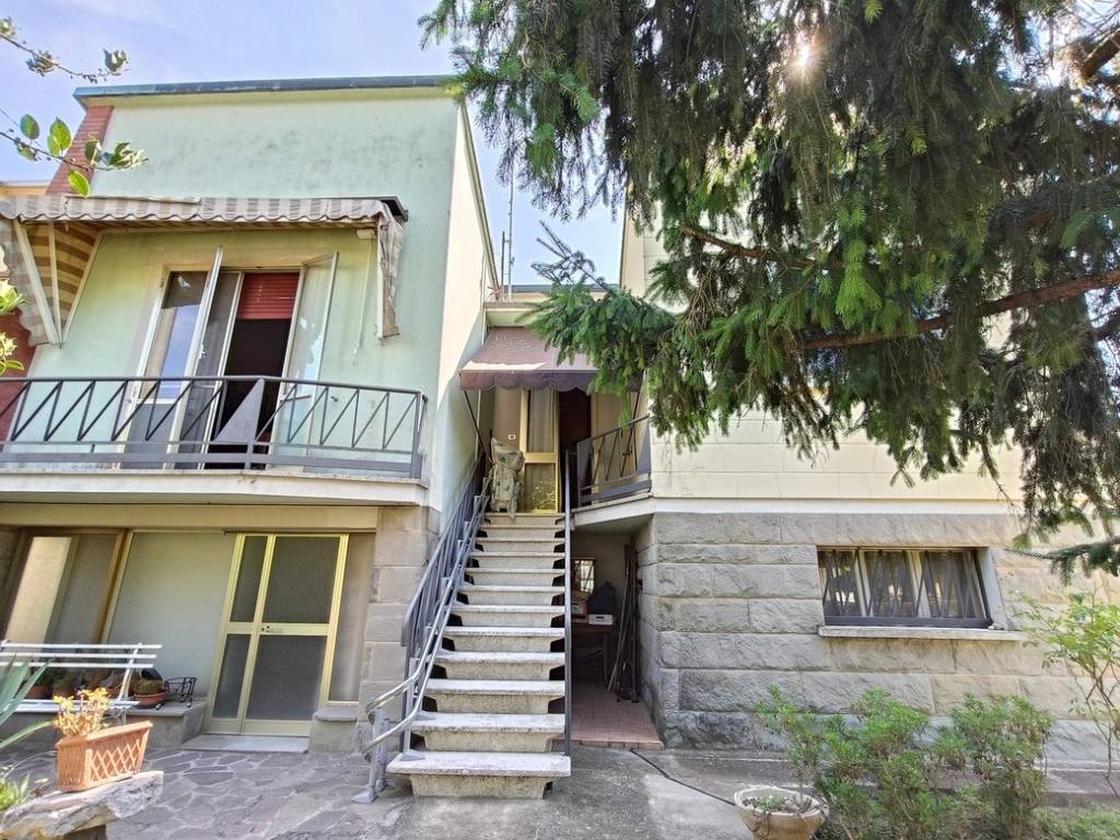 Villa a Conselice in Via della Resistenza, 5 - Foto 2