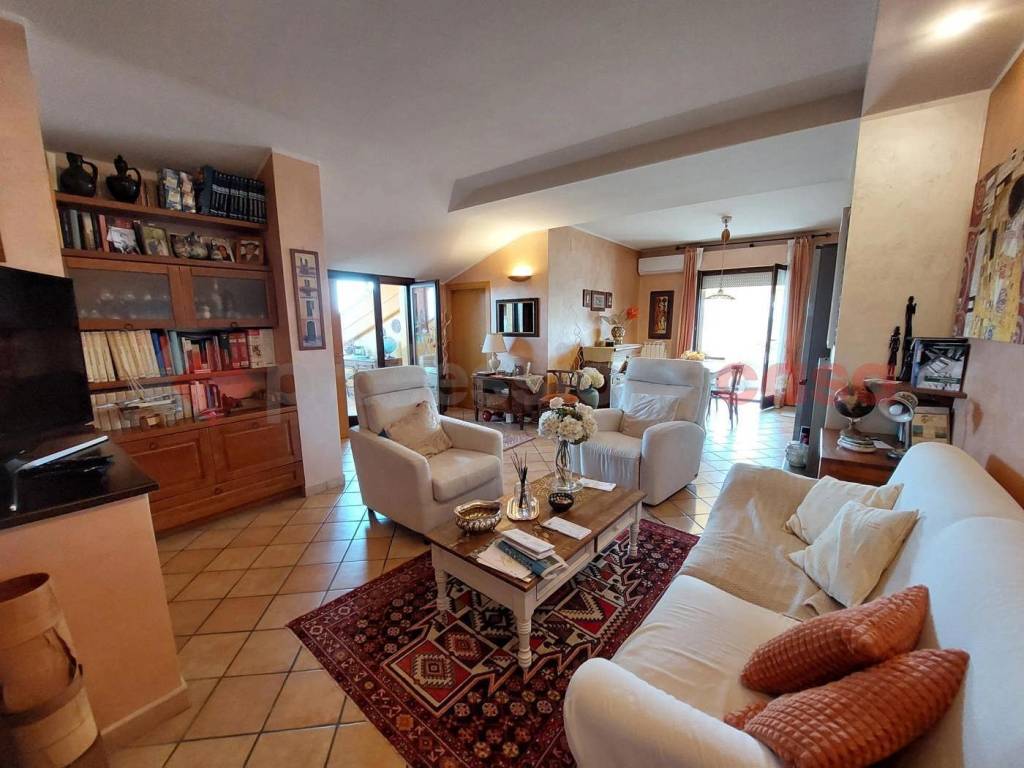 Appartamento a Alba adriatica in Via dei Salici, 2 - Foto 5