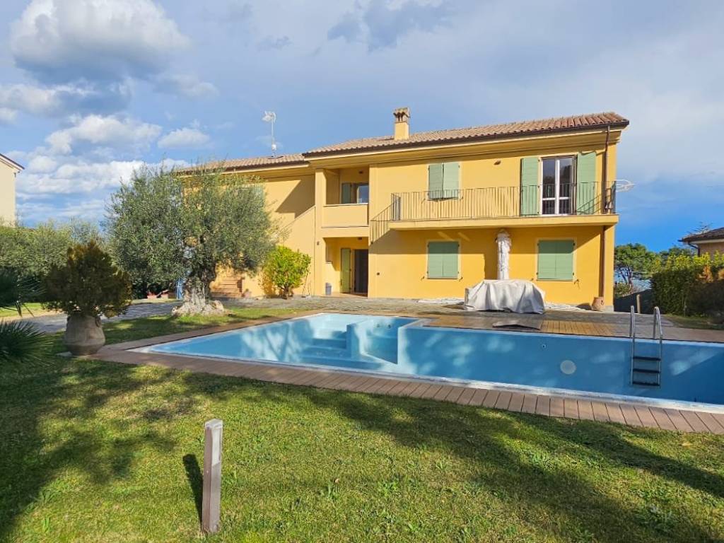 Villa a Civitanova marche in Contrada Castelletta - Foto 3