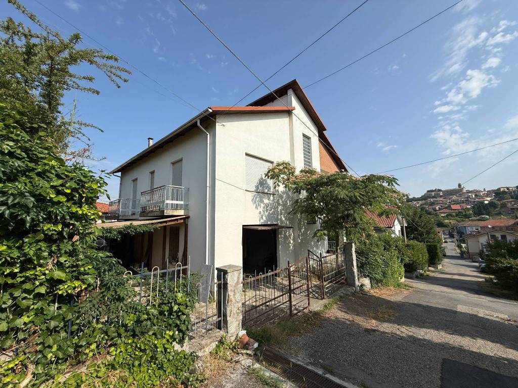 Casa indipendente a Castagnole delle lanze in Via Angelo Benso, 12 - Foto 5
