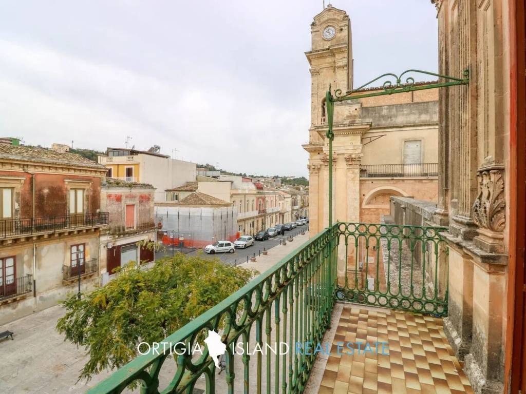 Palazzo / stabile a Canicattini bagni in Piazza Xx Settembre - Foto 3