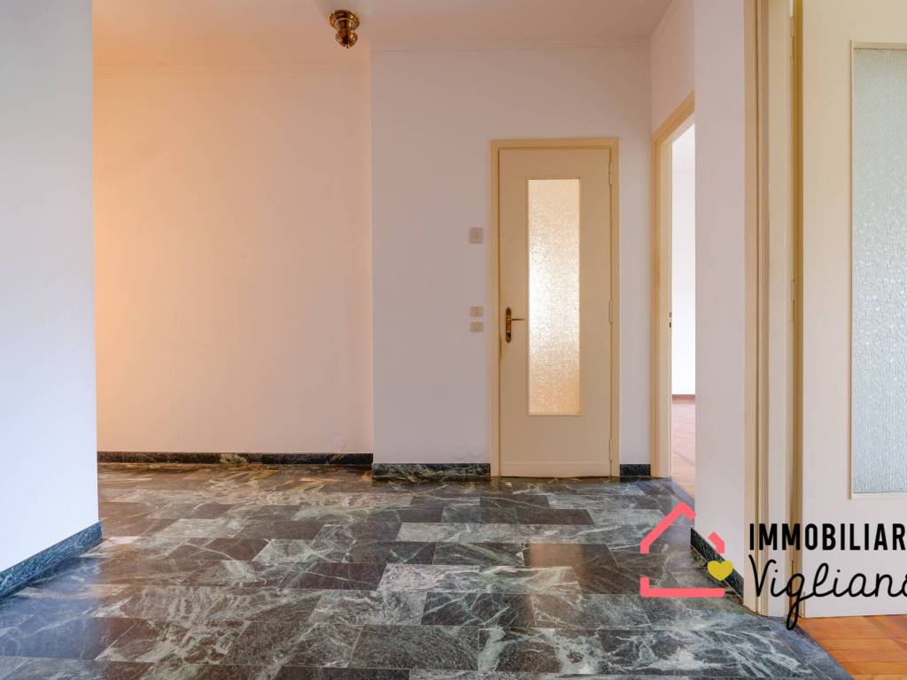 Appartamento a Biella in Via Lorenzo Cucco, 11 - Foto 4
