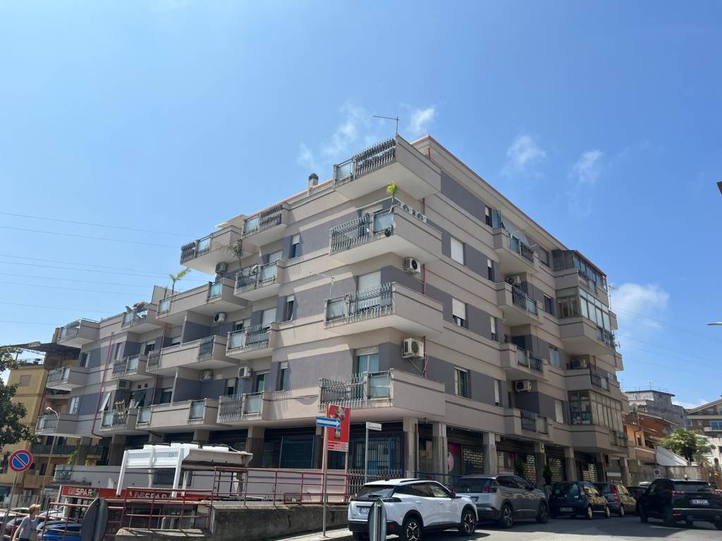 Appartamento a Vibo valentia in Via San Giovanni Bosco - Foto 3