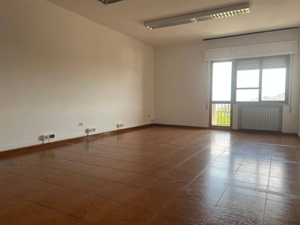 Appartamento a Vibo valentia in Via San Giovanni Bosco - Foto 4