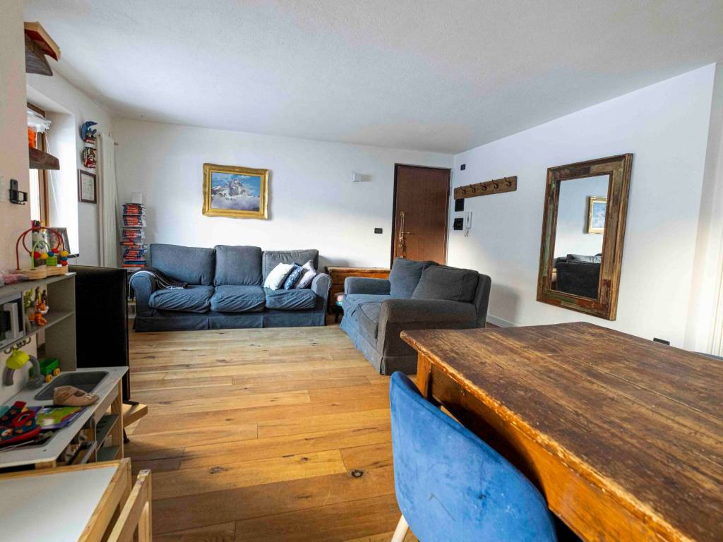 Appartamento a Courmayeur in Viale Monte Bianco, 28 - Foto 5