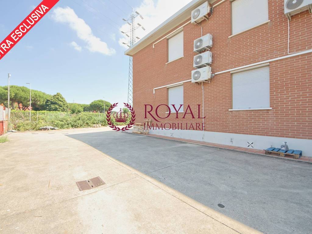 Immobile a Livorno in VIA GIACOMO LEOPARDI - Foto 2