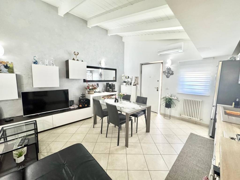 Appartamento a Tortoreto in Strada Statale Adriatica, 69 - Foto 5
