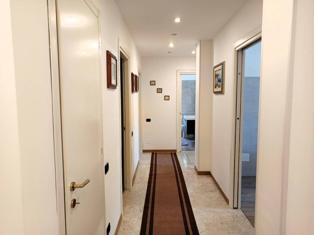 Appartamento a Origgio in Via Padre Airoldi, 8 - Foto 2