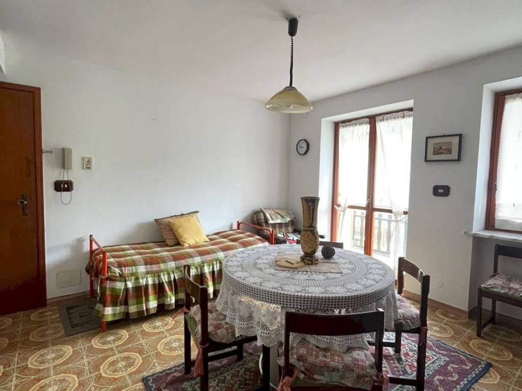 Appartamento a Casteldelfino in Località Baisso - Foto 3