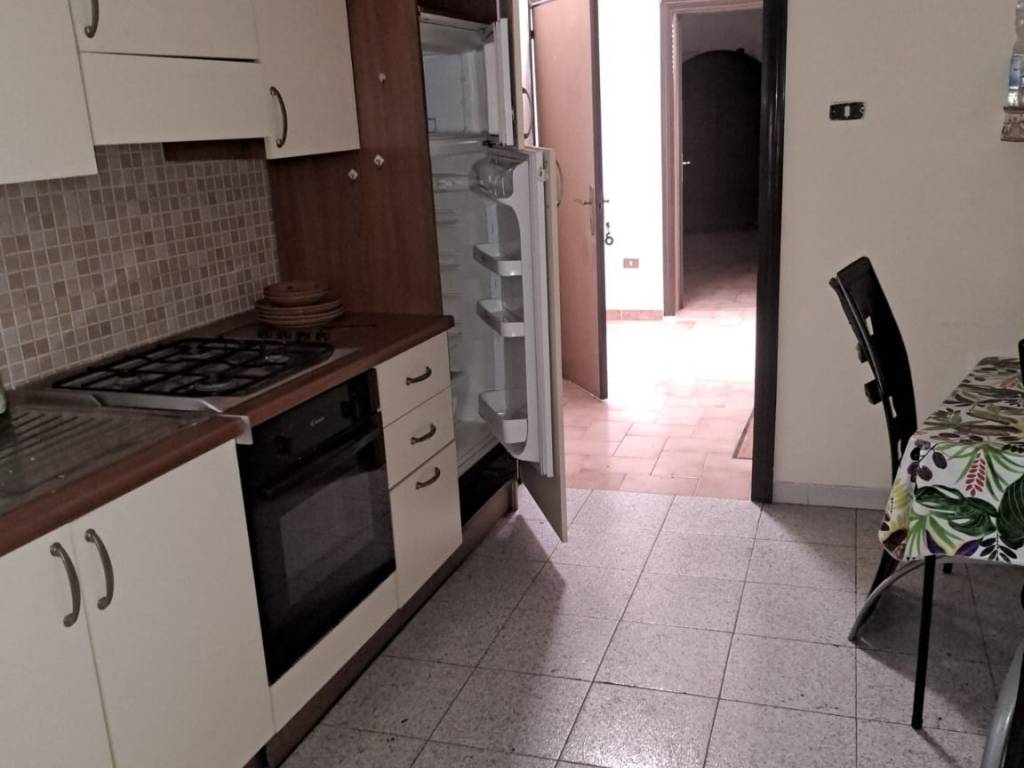 Appartamento a Manduria in Via Lizio Idomeneo, 27 - Foto 4