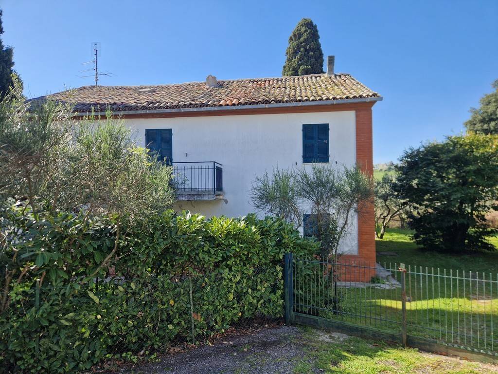 Villa a Mombaroccio - Foto 2