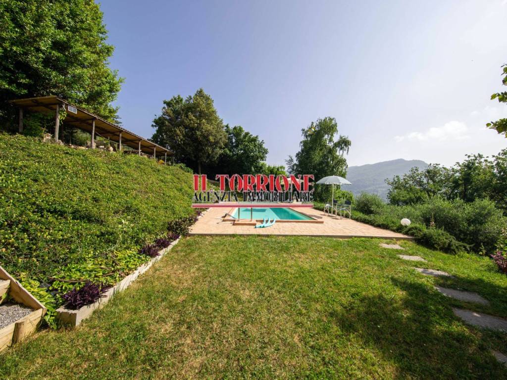 Villa a Pescia in Via Val di Torbola - Foto 2