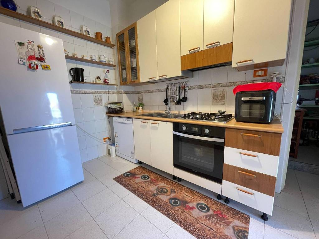 Appartamento a Cagliari in Via John Davison Rockefeller, 2 - Foto 5