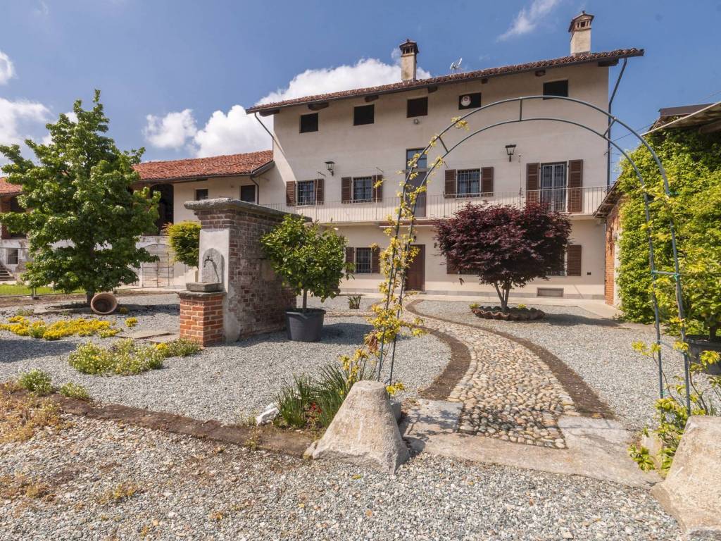 Casa indipendente a Saluzzo in Frazione Cervignasco, 78 - Foto 2