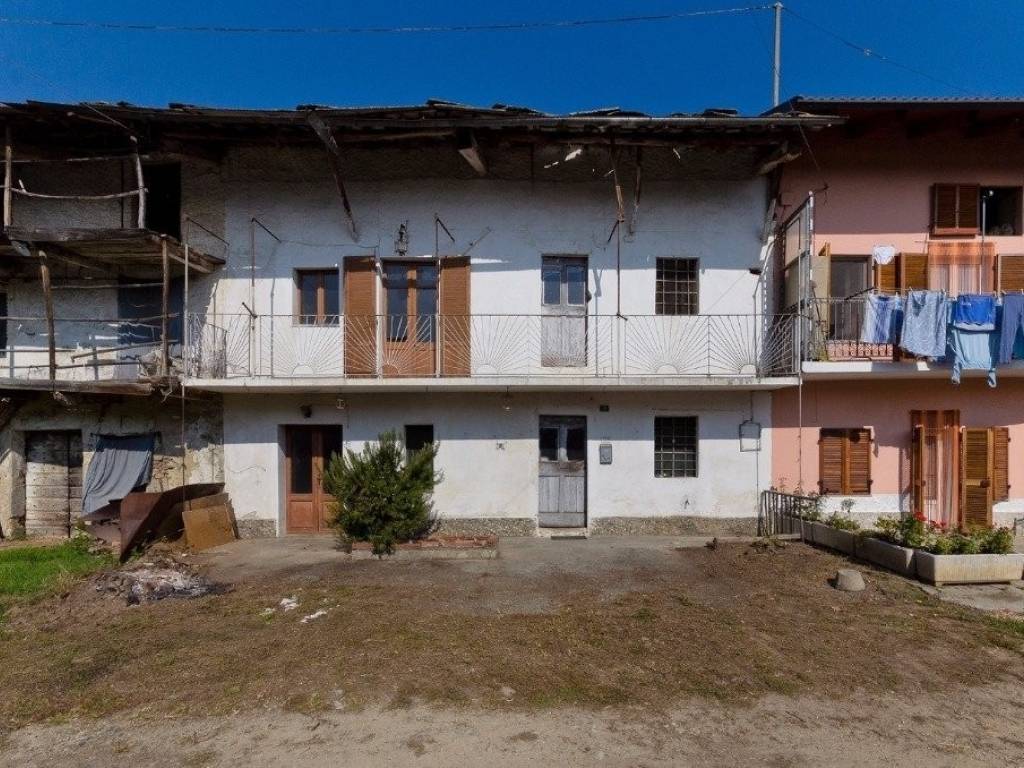 Villa a Bagnolo piemonte in Via Cavour, 139 - Foto 2