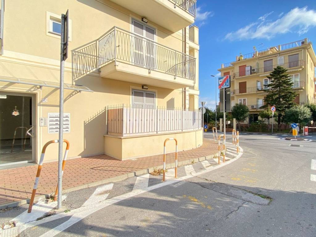 Appartamento a Loano in Via ISONZO, 2 - Foto 2