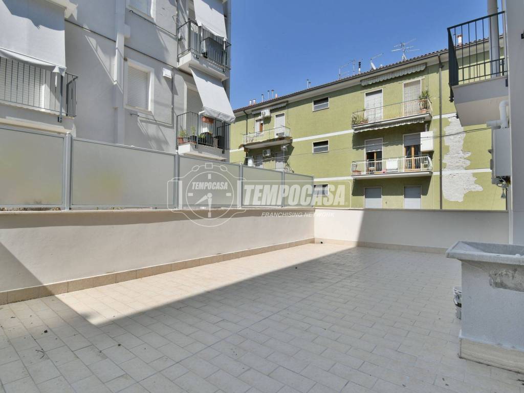 Appartamento a Ascoli piceno in Via Gradara - Foto 3