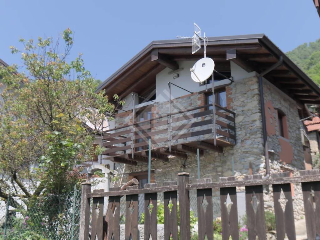 Villa a Cittiglio - Foto 2