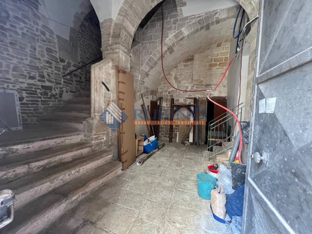 Palazzo / stabile a Bisceglie - Foto 4