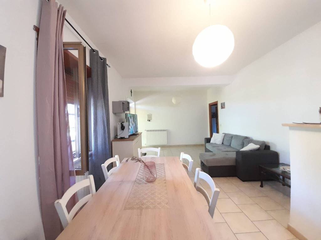 Villa a Aprilia in Via Miscano, 19 - Foto 3