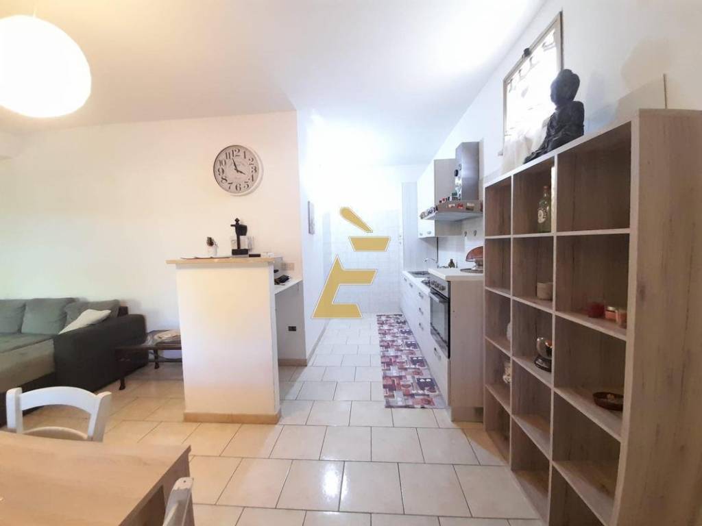 Villa a Aprilia in Via Miscano, 19 - Foto 4