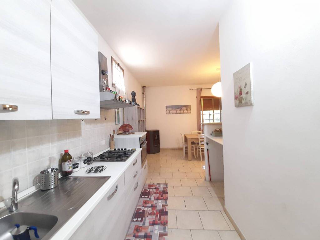 Villa a Aprilia in Via Miscano, 19 - Foto 5
