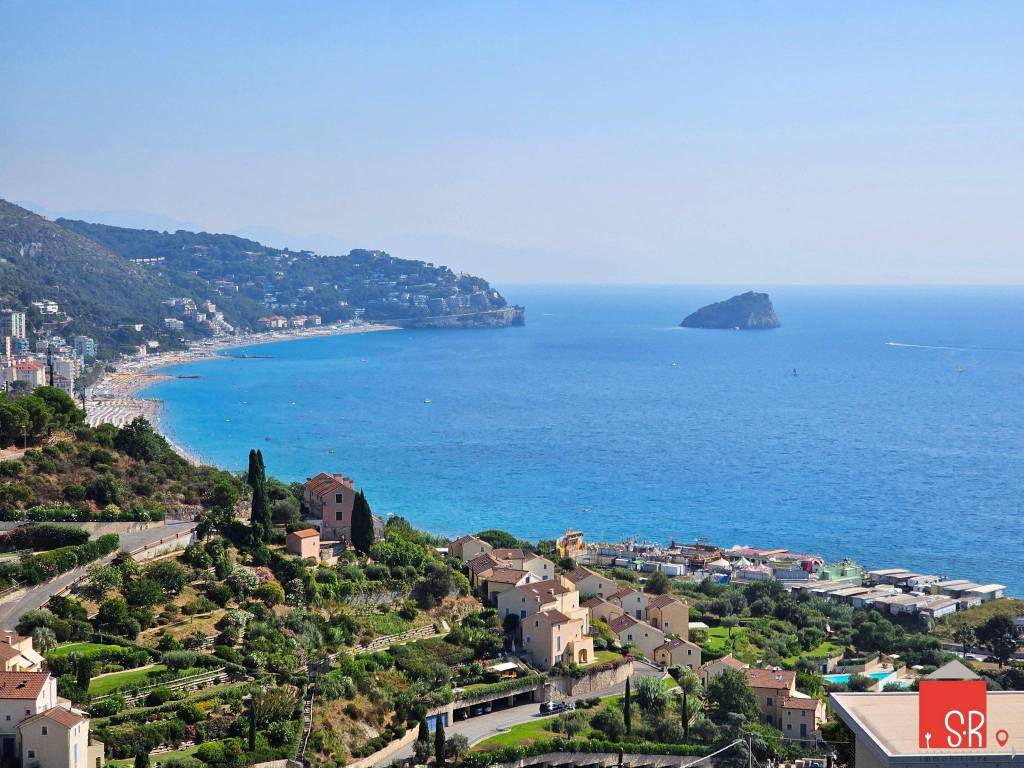 Villa a Spotorno in Via Provinciale Pineta - Foto 3