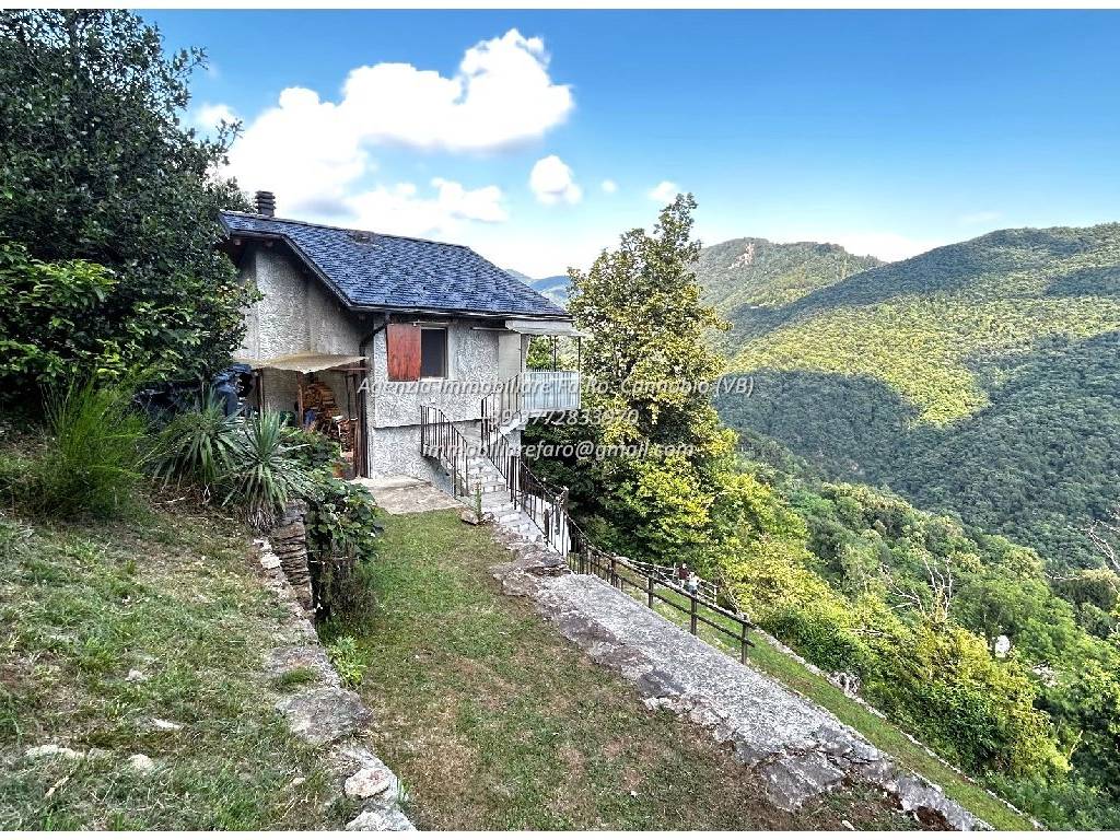 Casa indipendente a Caprezzo in Via Verazzi - Foto 2