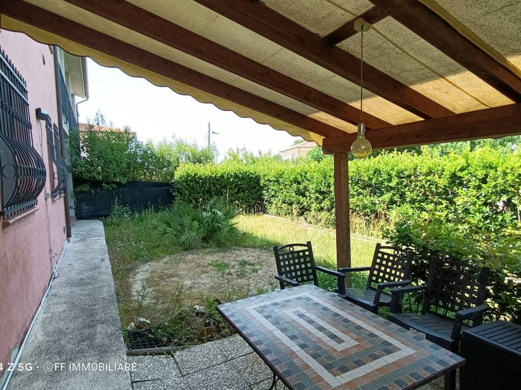 Appartamento a Recanati in Contrada Castelnuovo - Foto 2