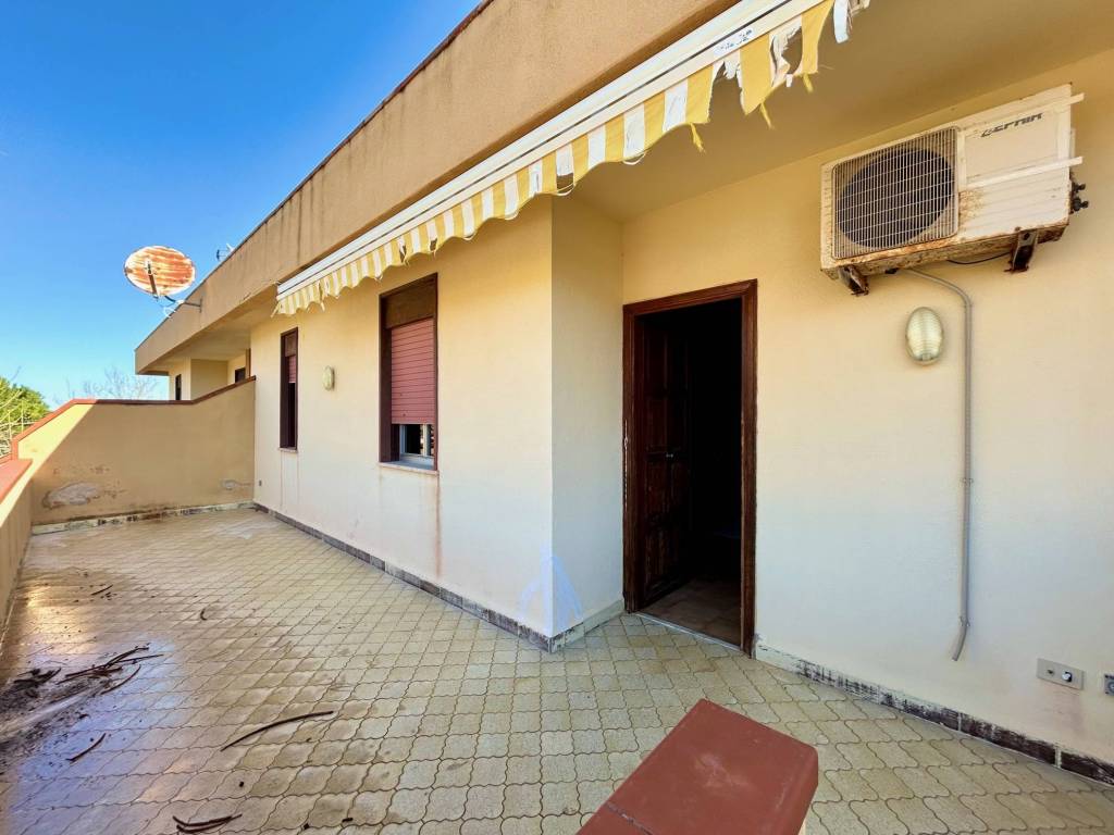 Appartamento a Campofelice di roccella in Via Val di Mazara - Foto 4