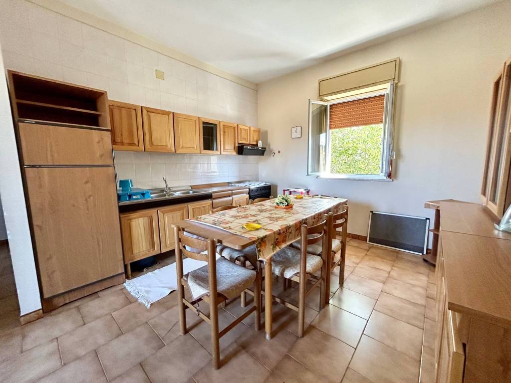 Appartamento a Campofelice di roccella in Via Val di Mazara - Foto 5