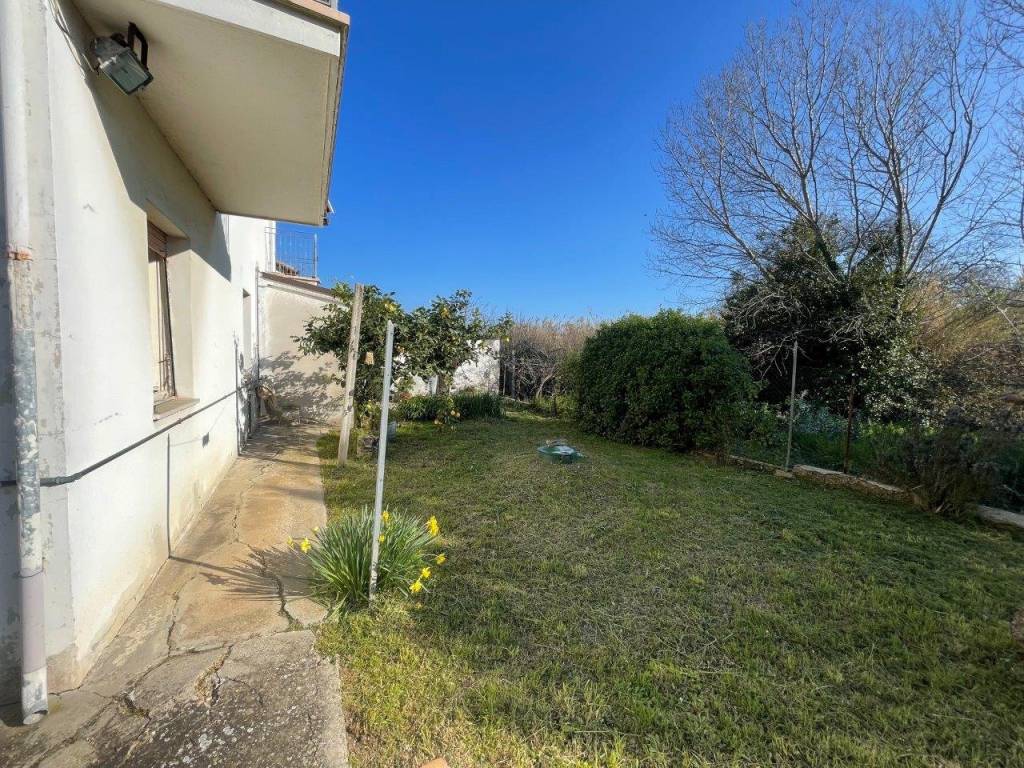 Villa a Civitanova marche in Via Andrea Doria, 44 - Foto 5