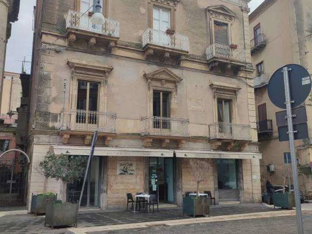 Immobile a Caltanissetta in Piazza Giuseppe Garibaldi S.N.C. - Foto 2