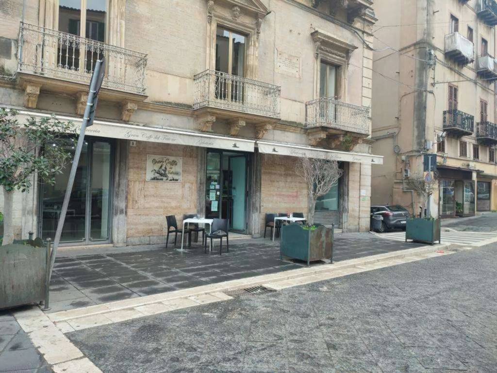 Immobile a Caltanissetta in Piazza Giuseppe Garibaldi S.N.C. - Foto 3