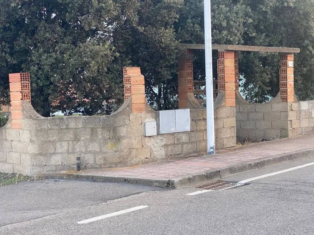 Terreno a Sarroch in Via Verdi, 72 - Foto 2