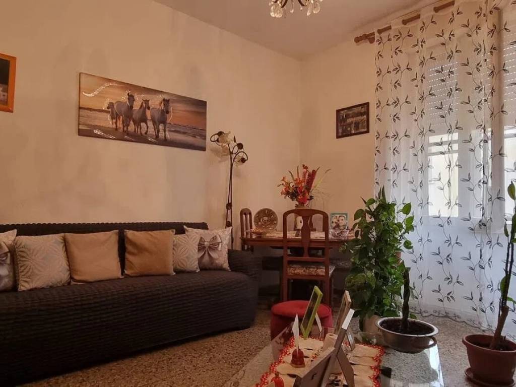 Appartamento a Macomer in Via Lazio, 1 - Foto 4