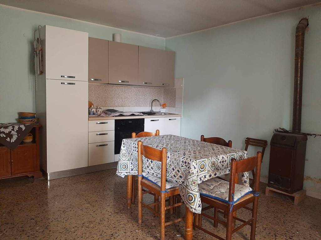 Casa indipendente a Isernia in Contrada Fragnete - Foto 2