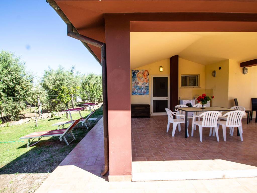 Villa a Montalto di castro in Via dei Glicini - Foto 2