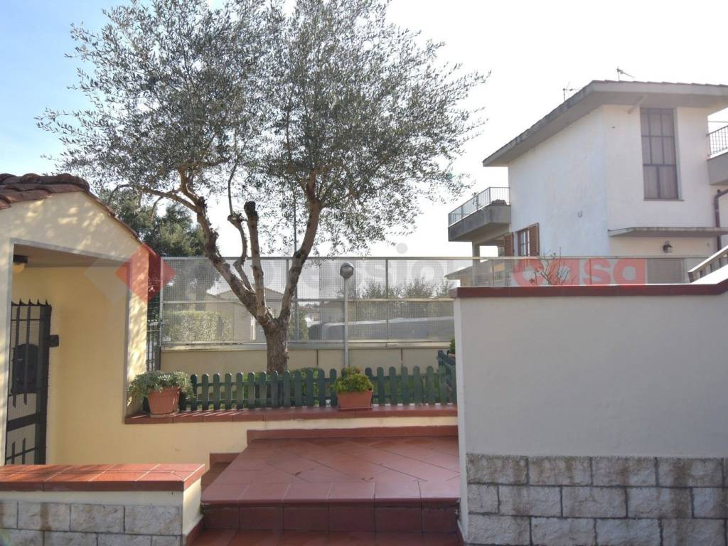 Villa a Montemurlo in Via Ivo Badioli, 43 - Foto 3