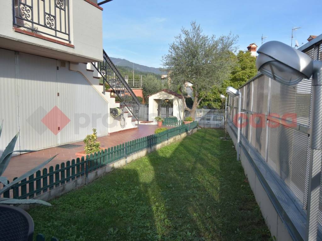 Villa a Montemurlo in Via Ivo Badioli, 43 - Foto 5