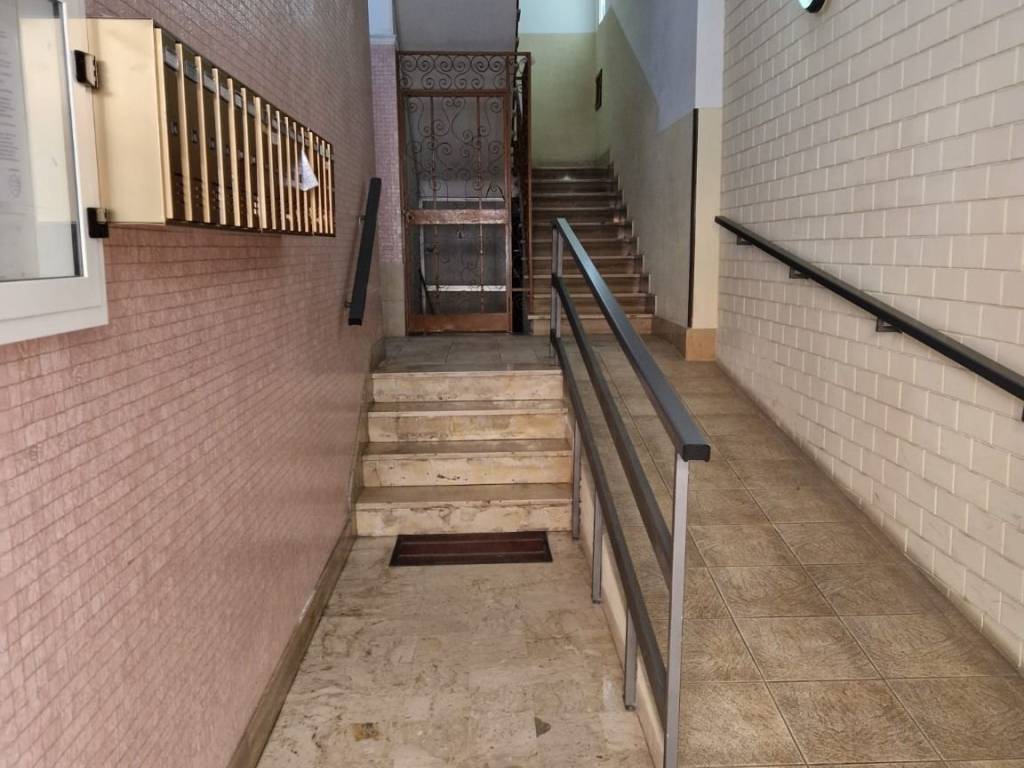 Appartamento a Taranto in Via Emilia, 59 - Foto 2