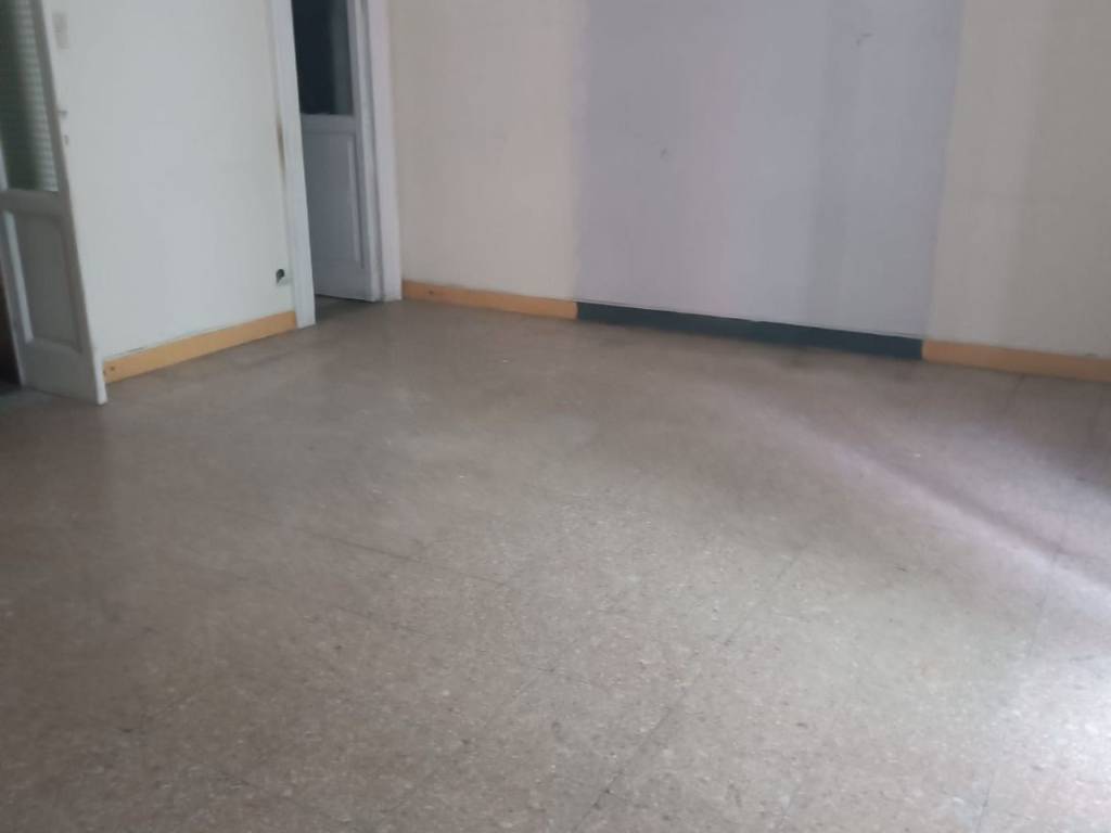 Palazzo / stabile a Taranto in Via Cesare Battisti, 68 - Foto 5