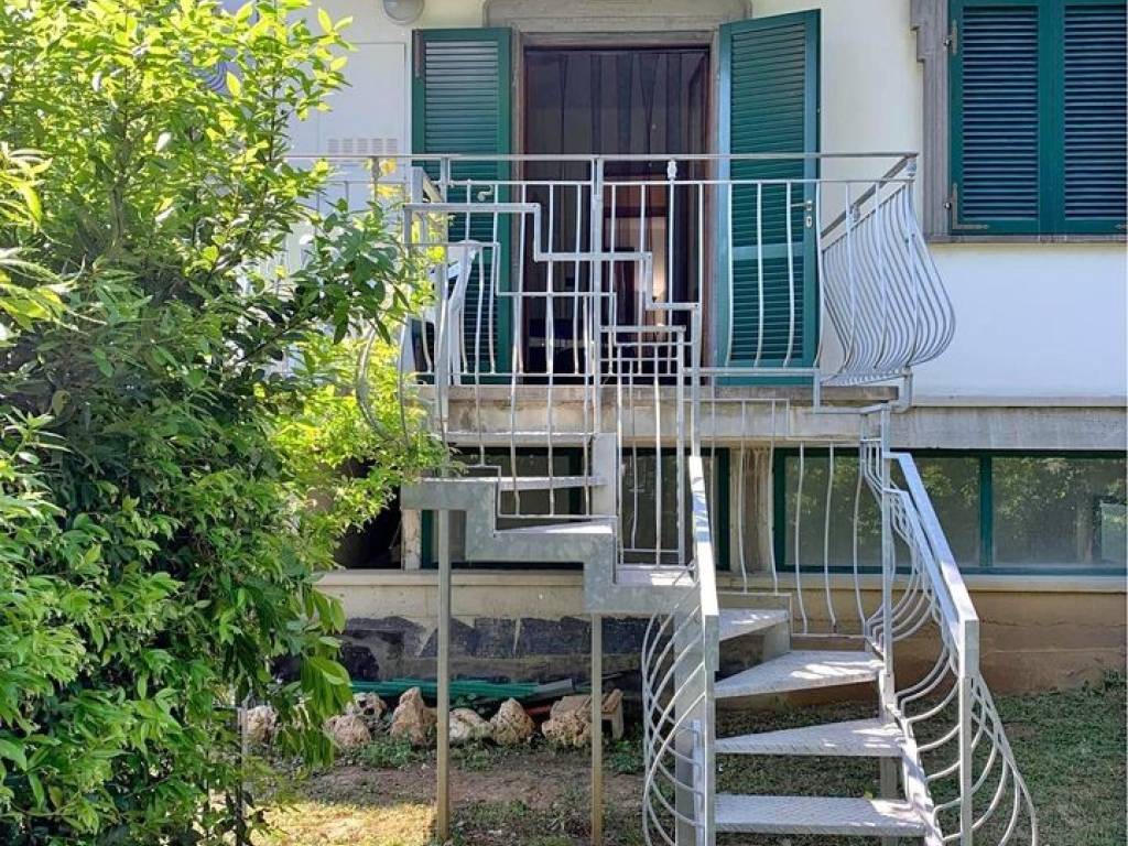 Appartamento a Rosignano marittimo in Via Benvenuto Cellini - Foto 5