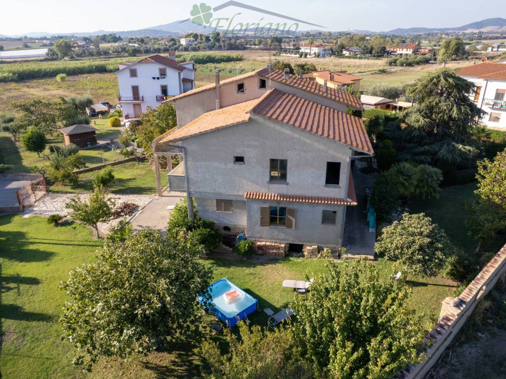 Villa a Montalto di castro in Via delle Magnolie - Foto 2